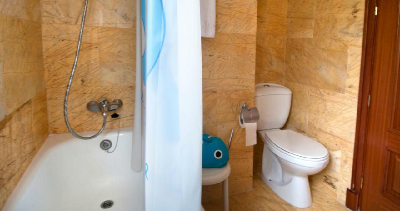 Apartament Les Tonyines Llança Eksteriør billede