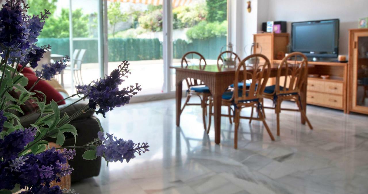 Apartament Les Tonyines Llança Eksteriør billede